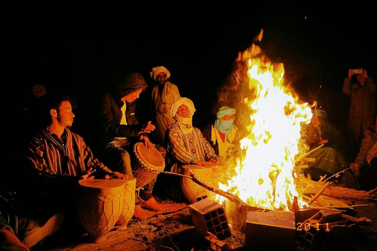 Desert Berber Fire-Camp Merzuga Kültér fotó