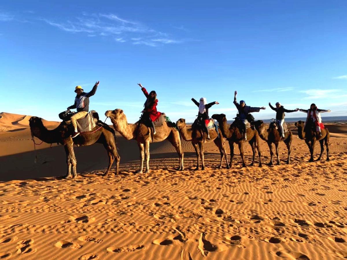 Desert Berber Fire-Camp Merzuga Kültér fotó